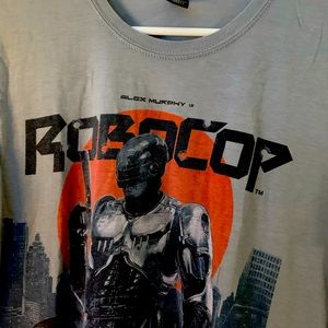 Robo cop t shirt Small gray back ground